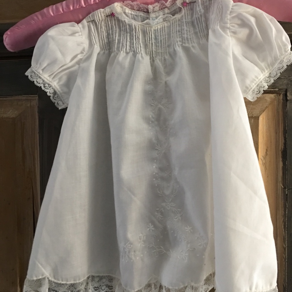 Baby Girls White Dress With Tucks & Lace. 6-9 mo.